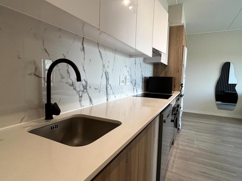 To Let 1 Bedroom Property for Rent in Sandown Western Cape